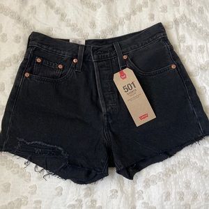 501 High Rise Levi Shorts